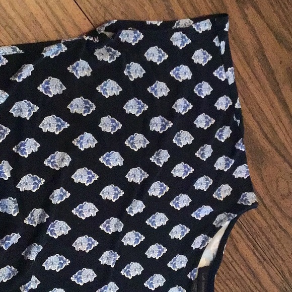 J Jill Wearever like new.  size L P. Navy blue in color.  Great shape very soft - Picture 2 of 5